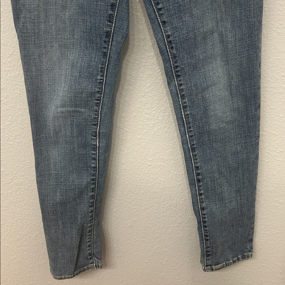 Levi Strauss Blue Jeans - Picture 2 of 8